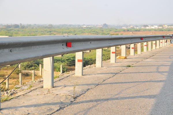 Metal Crash Barriers – Kartikeya Industries